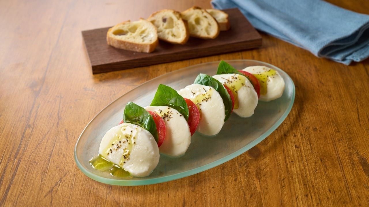 青森ミルクの手づくりチーズ