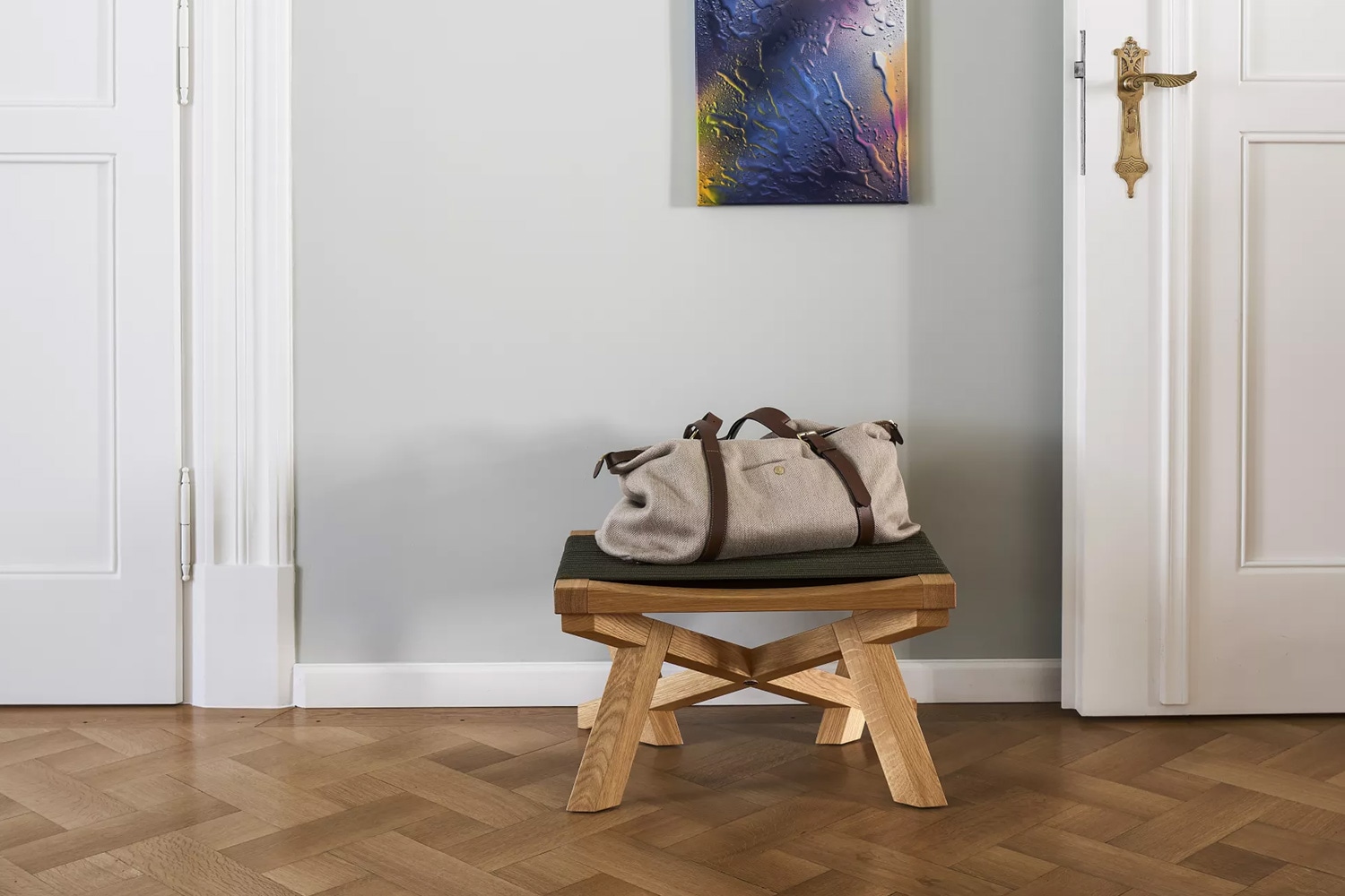 Volkshaus stool（フォルクスハウス  スツール）