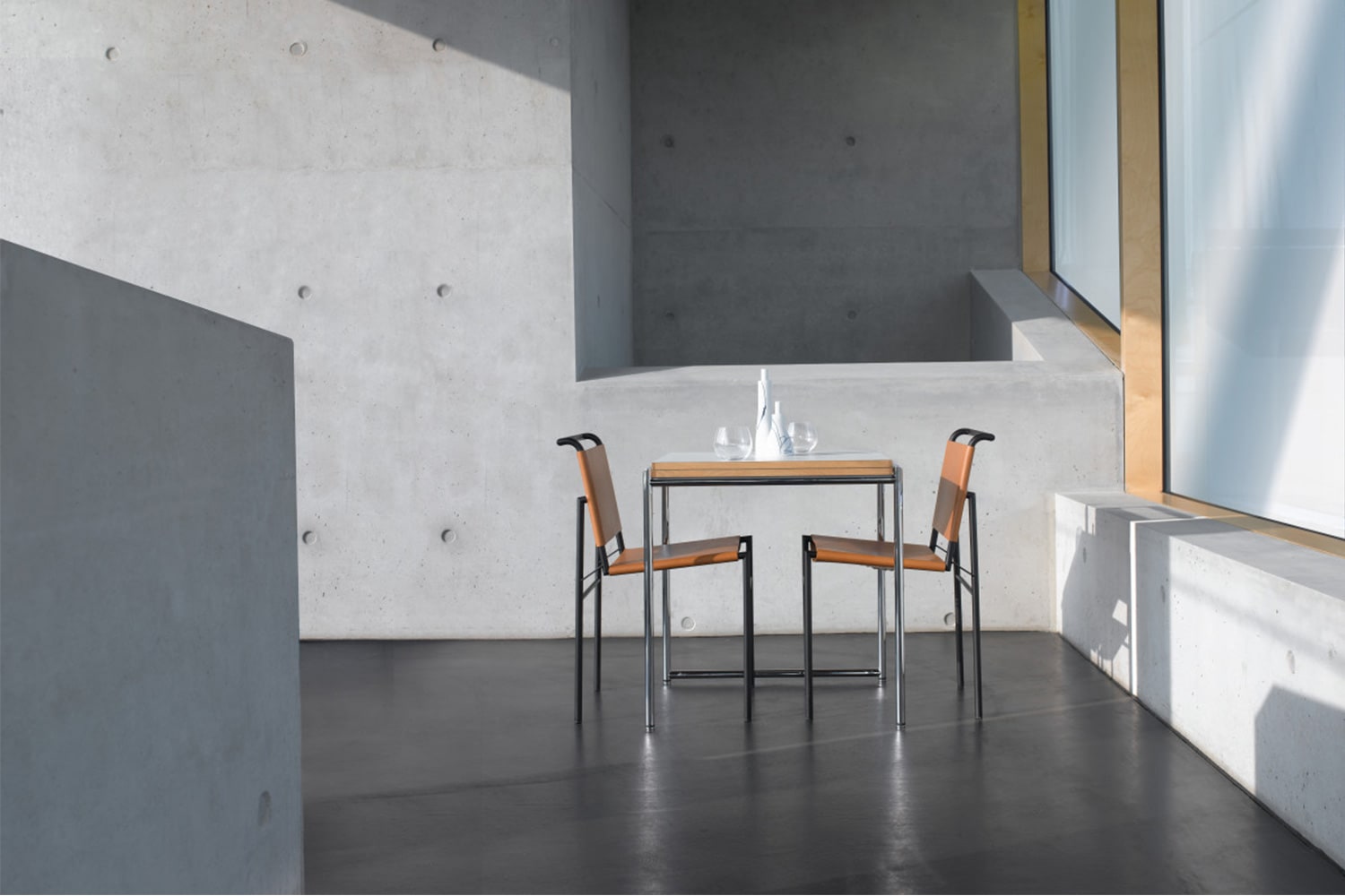 Jean Table（ジャン テーブル）