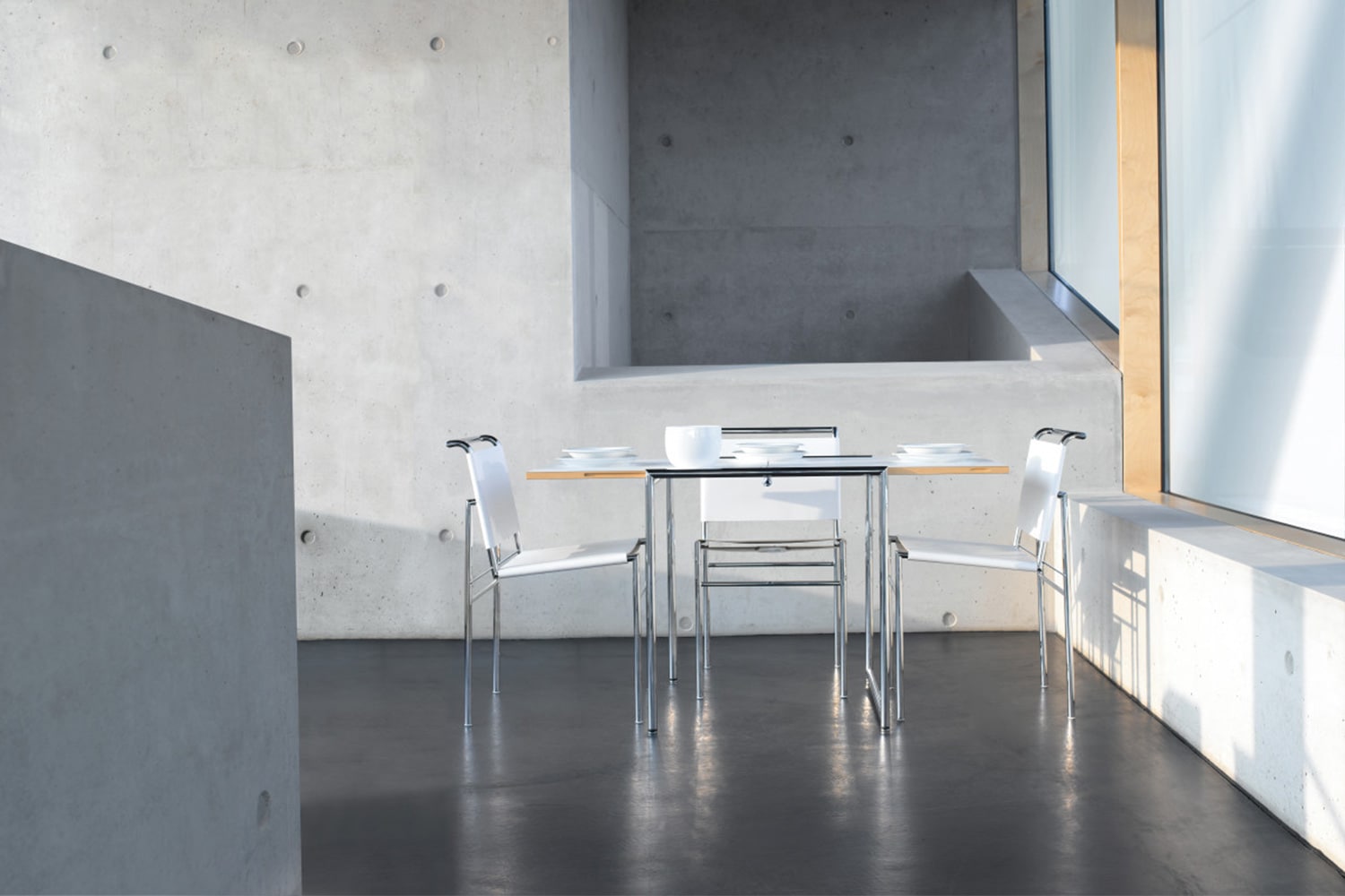 Jean Table（ジャン テーブル）