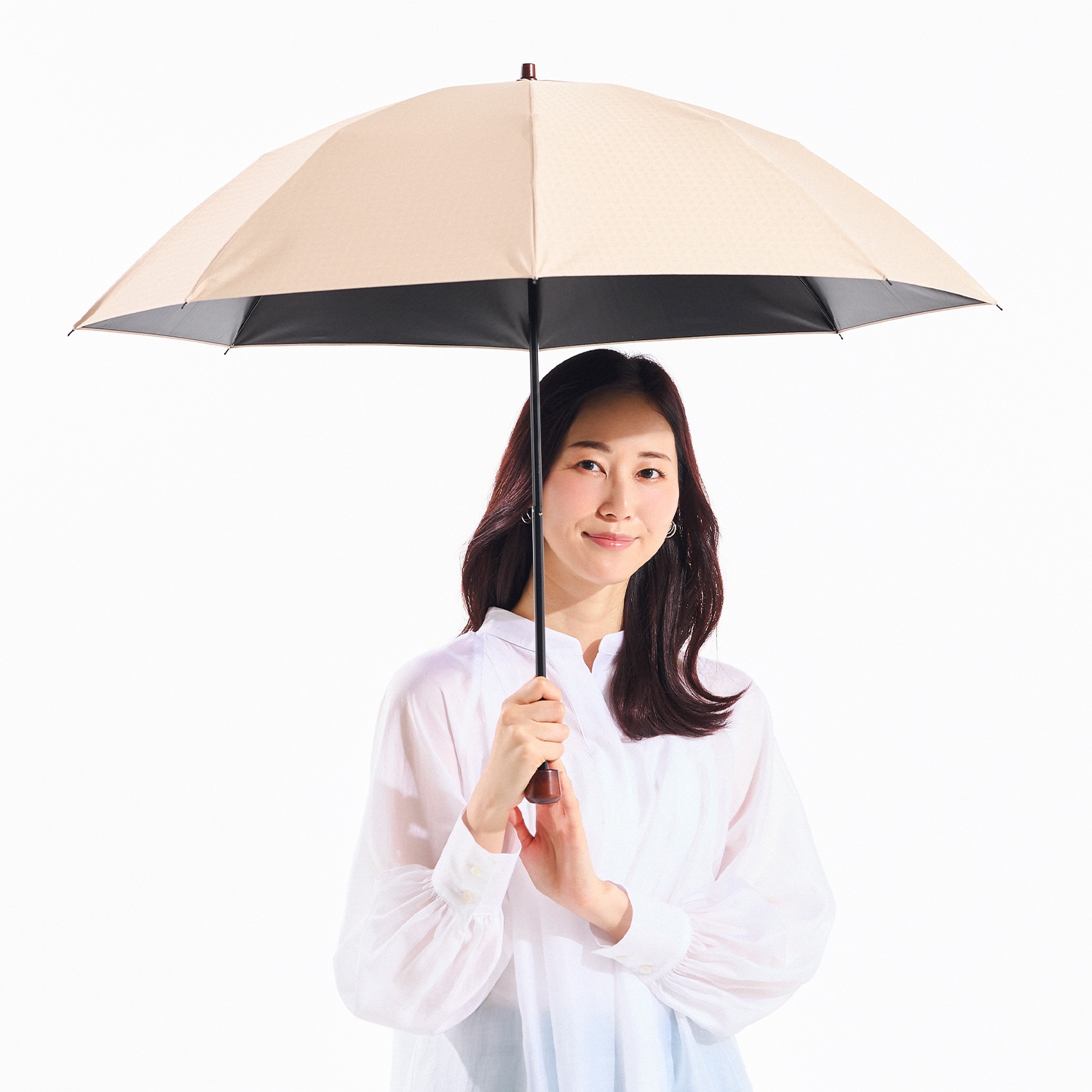 【レディース晴雨兼用傘】一級遮光キューブ-折りたたみ-ベージュのイメージ