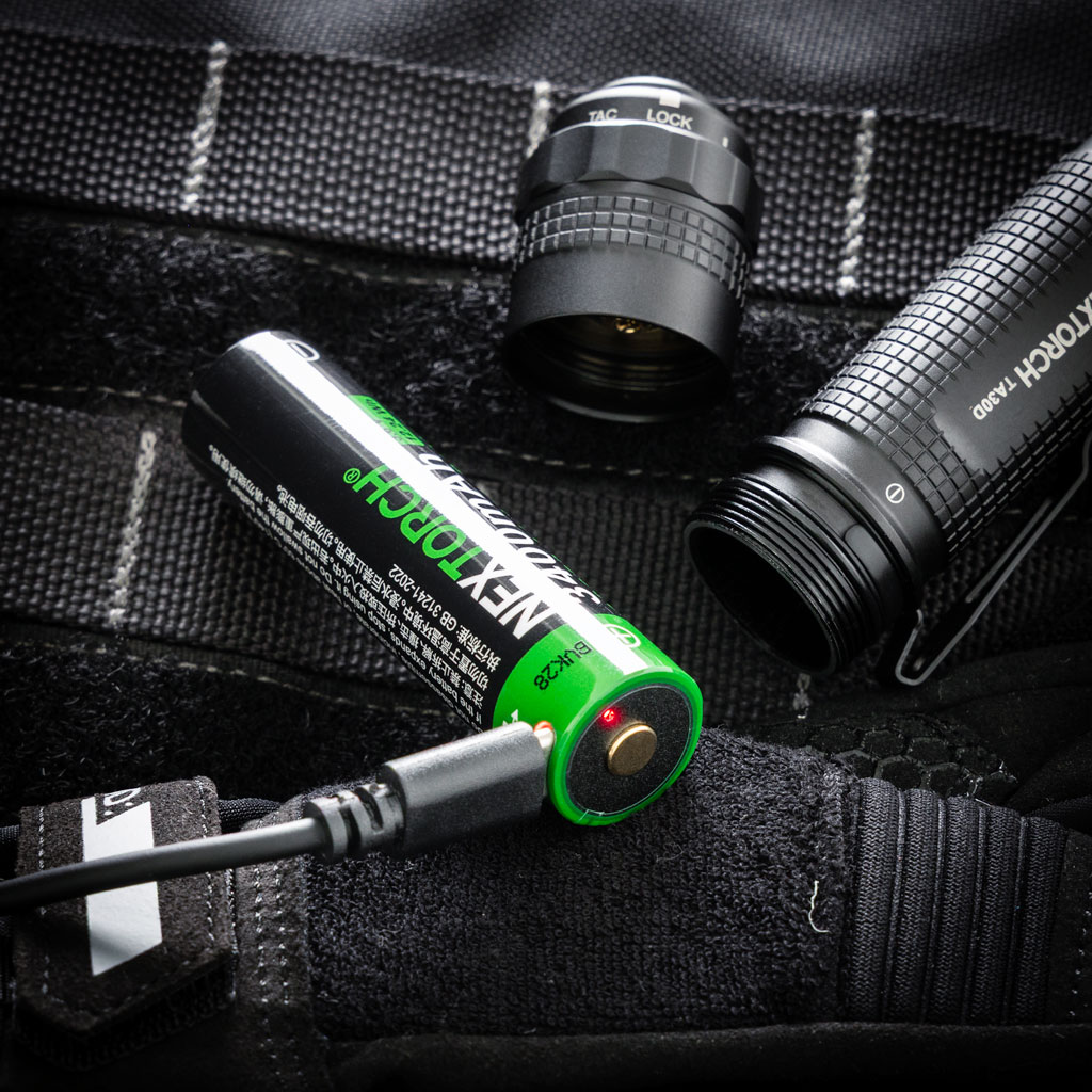 Nextorch ネクストーチ】TA30D Tactical One-Step-Strobe Flashlight