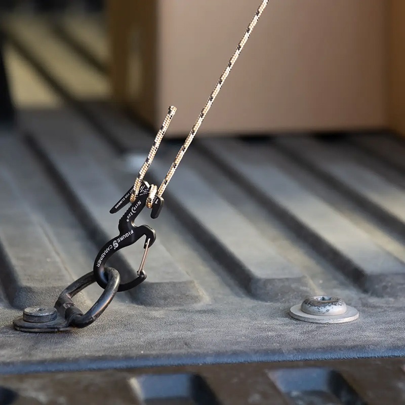 figure-9-carabiner_03.jpg