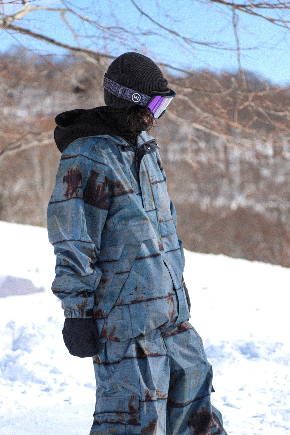 LOOK 01