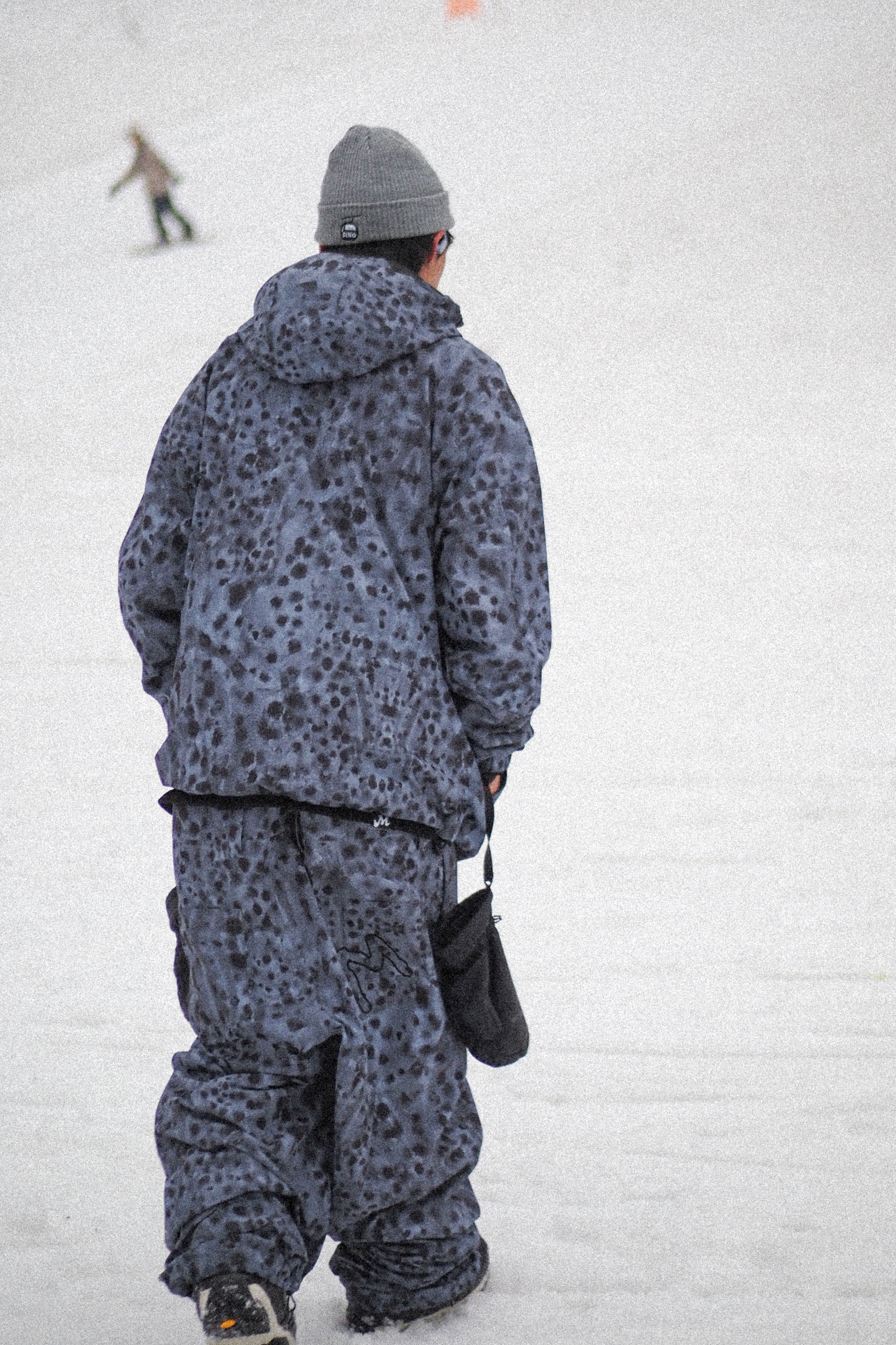 LOOK 73