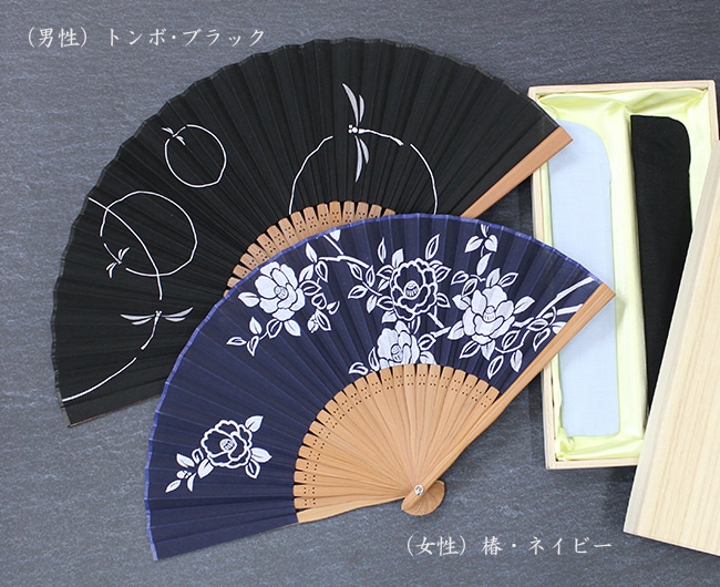 ペアギフト【男女ぺあ扇子】fuwaぺあ トンボ＆椿(ぺあ桐箱入り) | ぺあ