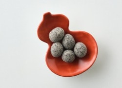 黒胡麻とうふ豆