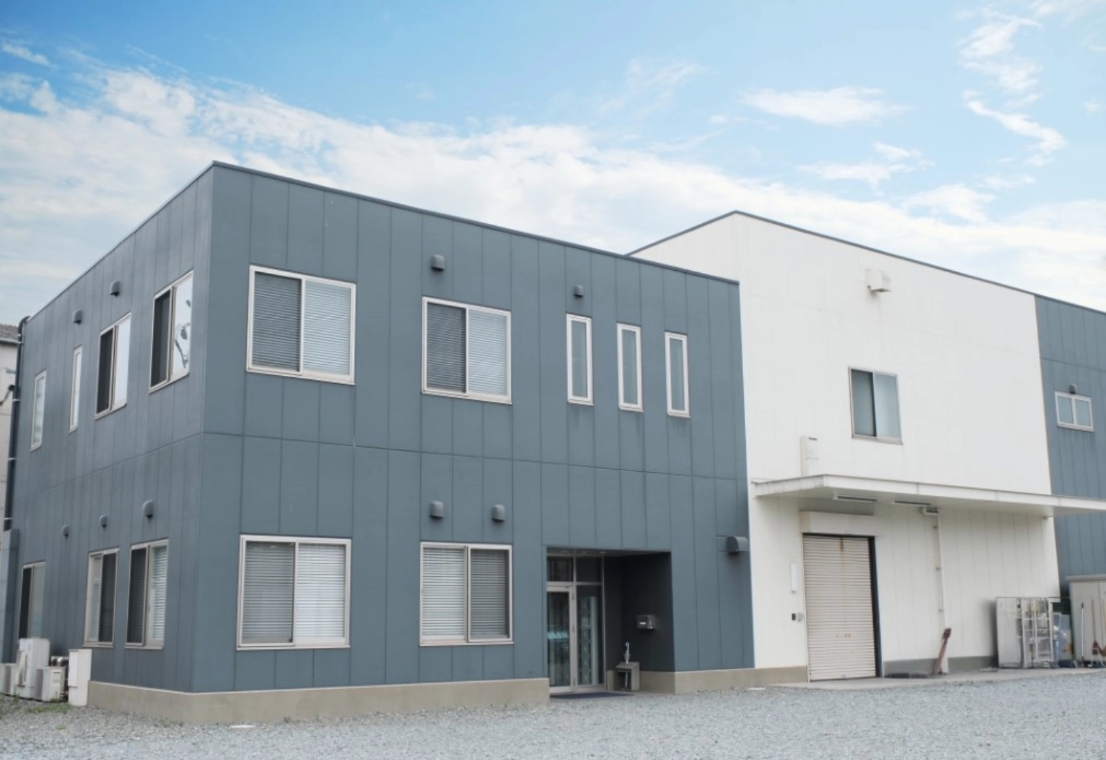 自社工場の外観