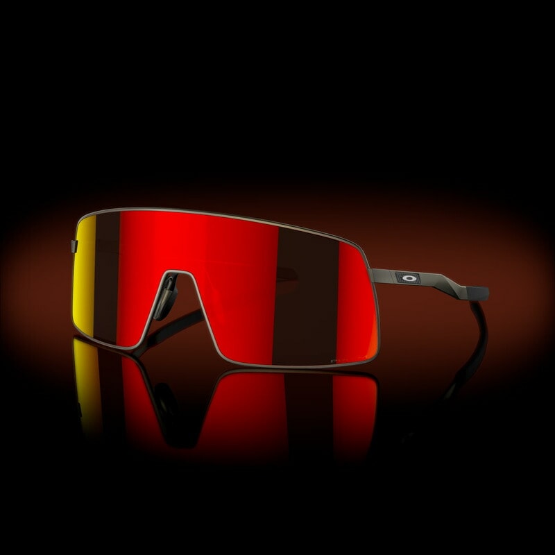 オークリー サングラス OAKLEY SUTRO TI OO6013-0236 Satin Carbon / Prizm Ruby ワイド -  ユニバーサルフィット スートロ チタン [日本正規品] | メーカー別,あ行,オークリー | Mスポーツ 本店