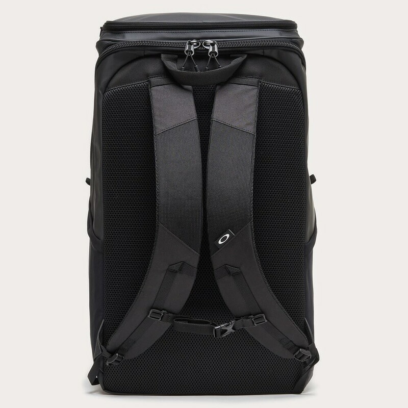 oakley リュック 安い 40l