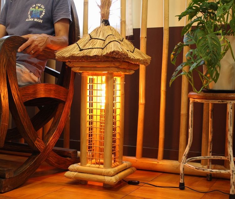 バリ雑貨 バリ風ランプ 藁ぶき屋根 照明 バリ島のライト 竹の照明 アランアラン