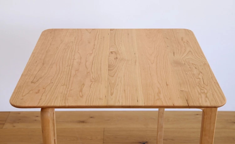 リッショ ダイニングテーブル 無垢材 正方形 木製 幅70 幅84 高さ70cm