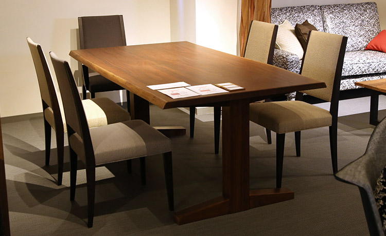 展示特価】 ダイニングテーブル 無垢材 幅180 奥行90 高さ70cm