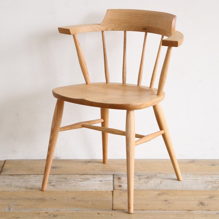 お値引きをお願いできますか美品 飛騨家具 柏木工 オーク材 ウィンザー キャプテン アーム チェア 椅子