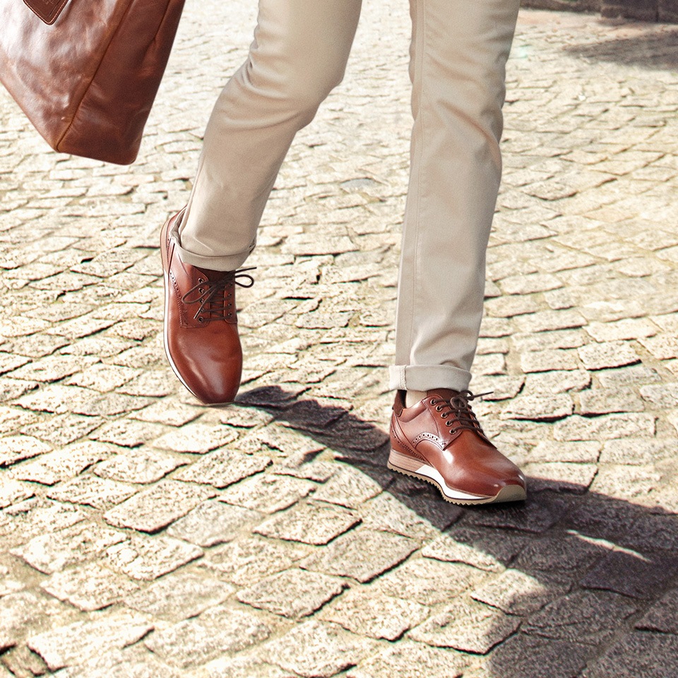 21年 レザースニーカー人気ランキングと大人カジュアルなおすすめ25足 公式 モラルコード
