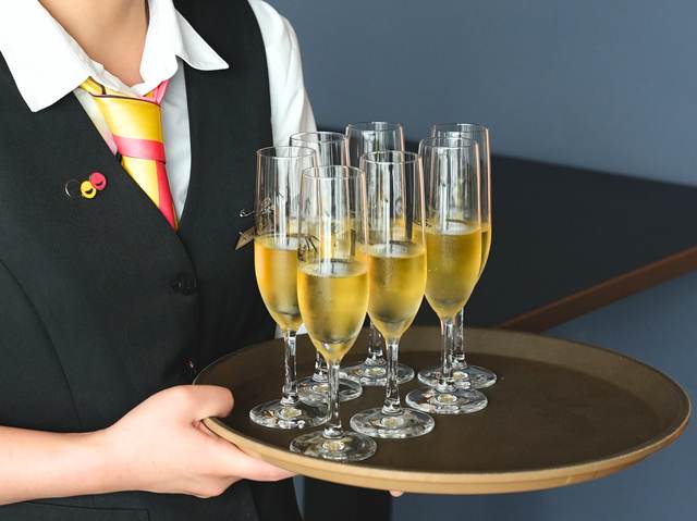 ホテル宴会場でのノンアルコールスパークリング提供