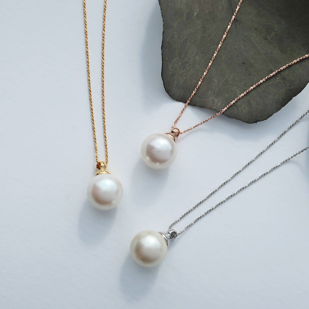 日本製×金属アレ対応 敏感肌にも安心。高見えする 1粒パールネックレス