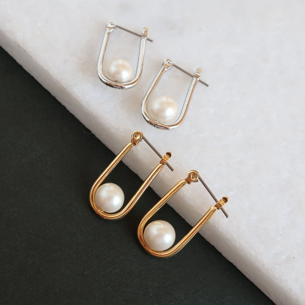 日本製 パール U字 純チタン キャッチレスピアス | ピアス,フープ