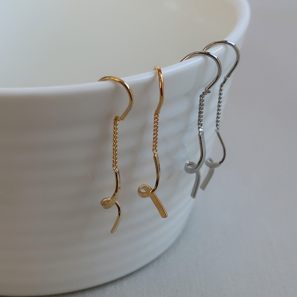 ツイスト ひねりフックピアス イヤリング ノンホールピアス 日本製