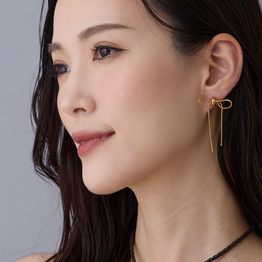 日本製 ロングレングスリボン ピアス | ピアス | 日本製
