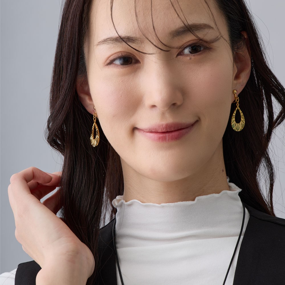 日本製 樹脂カバー付き ダイヤカット ドロップイヤリング ピアス