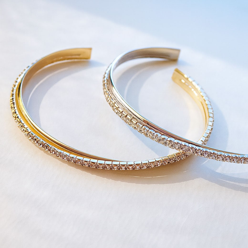 日本製 純国産 金属アレ対応 ゴールド バングル ラインストーン K18GP