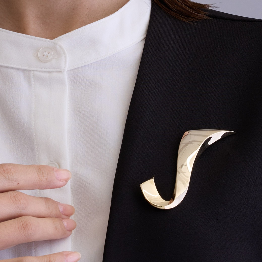 日本製 ブローチ レディース 上品 おしゃれ フォーマル セレモニー