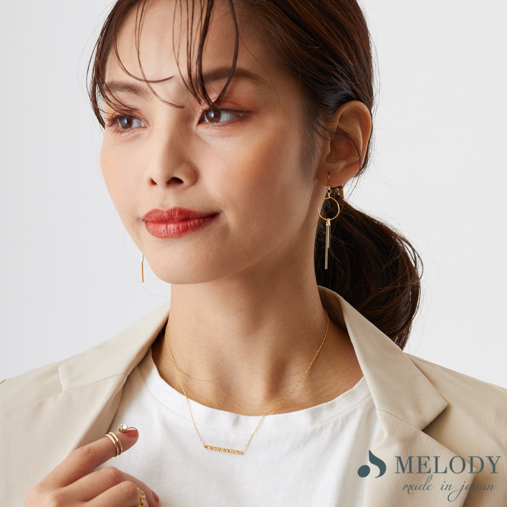 送料無料 日本製 耳元で華やかに揺れ輝く、ハンギングピアス