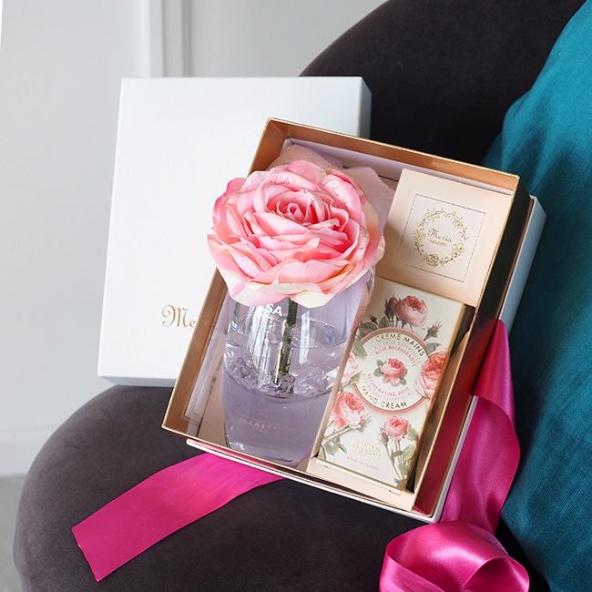 メッセージローズ・ピンクバラ(バラと花瓶とハンドクリームのセットギフト)【誕生日・記念日】
