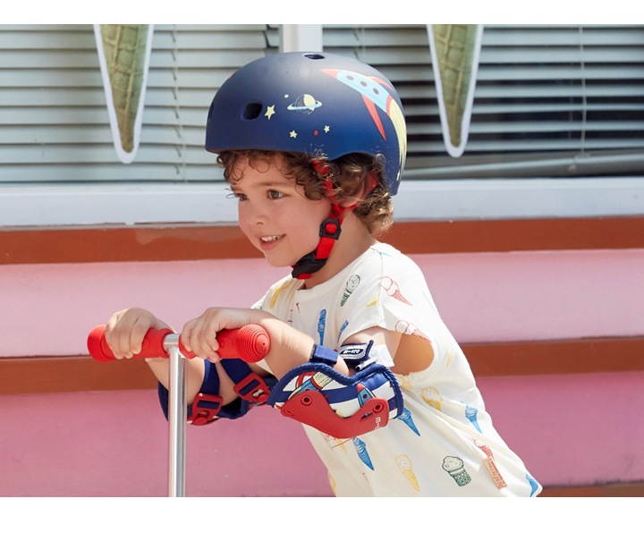 子供用ヘルメットLED ロケット [CE認証] - アクセサリー ｜キック