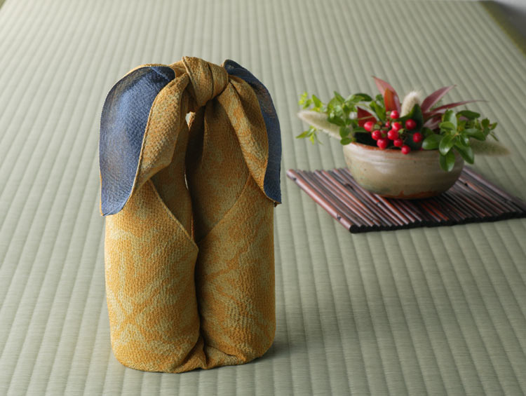 手染めの京友禅風呂敷 正絹ちりめん風呂敷 □平井友仙