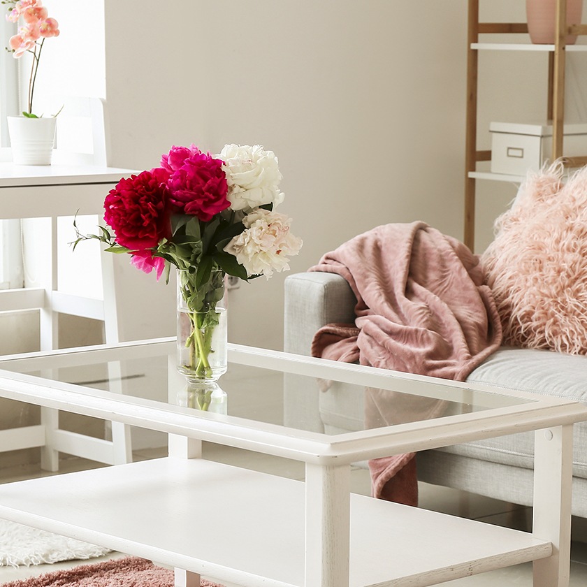 東京 立川の三田花店 いつもの部屋に花というインテリアを