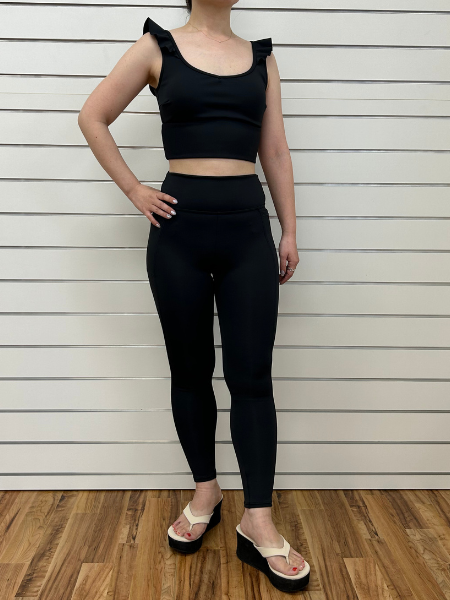 無地フリルショルダーブラトップス