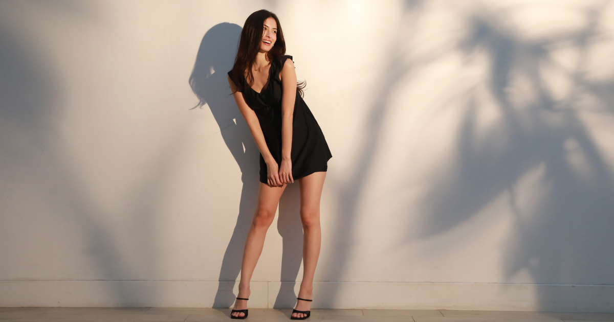 【最新】盛れる＆細見え効果抜群！映えるブラック/黒の水着特集！！