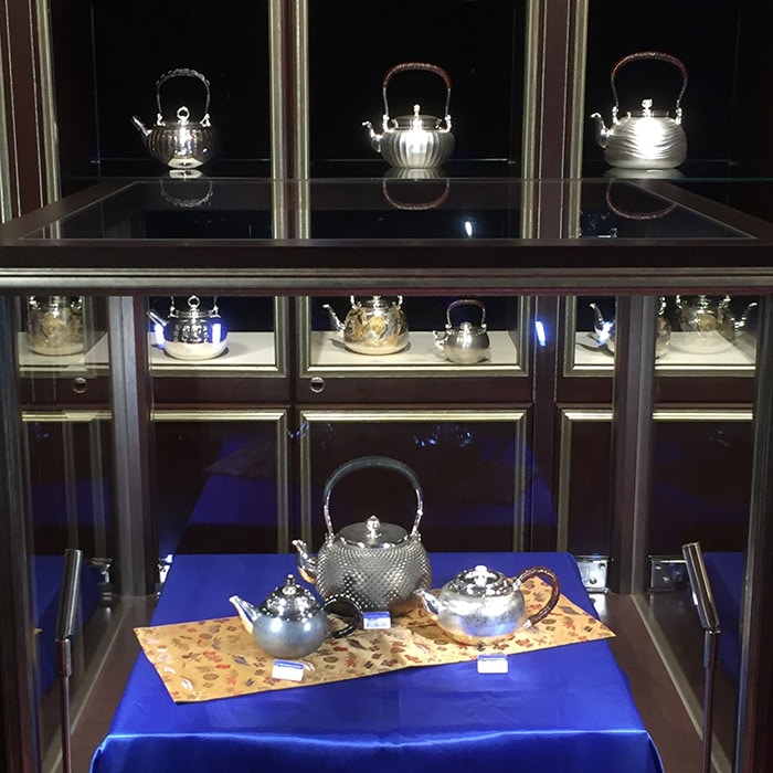 店舗内ギャラリーのご紹介｜宮本商行オンラインショップ : 銀製品