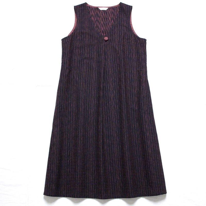 彩藍 縞絣調 赤ジャンパースカート  商品平置き