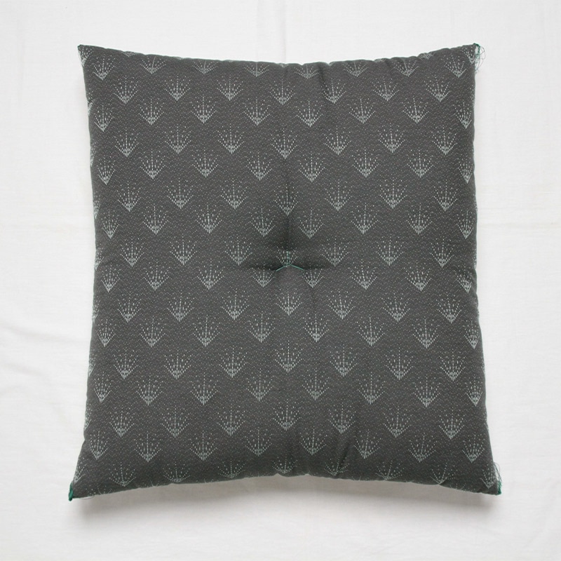 moss moss 座布団画像