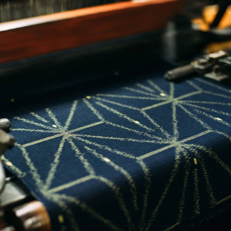 久留米絣の織り写真