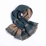 ブルーグリーンの写真