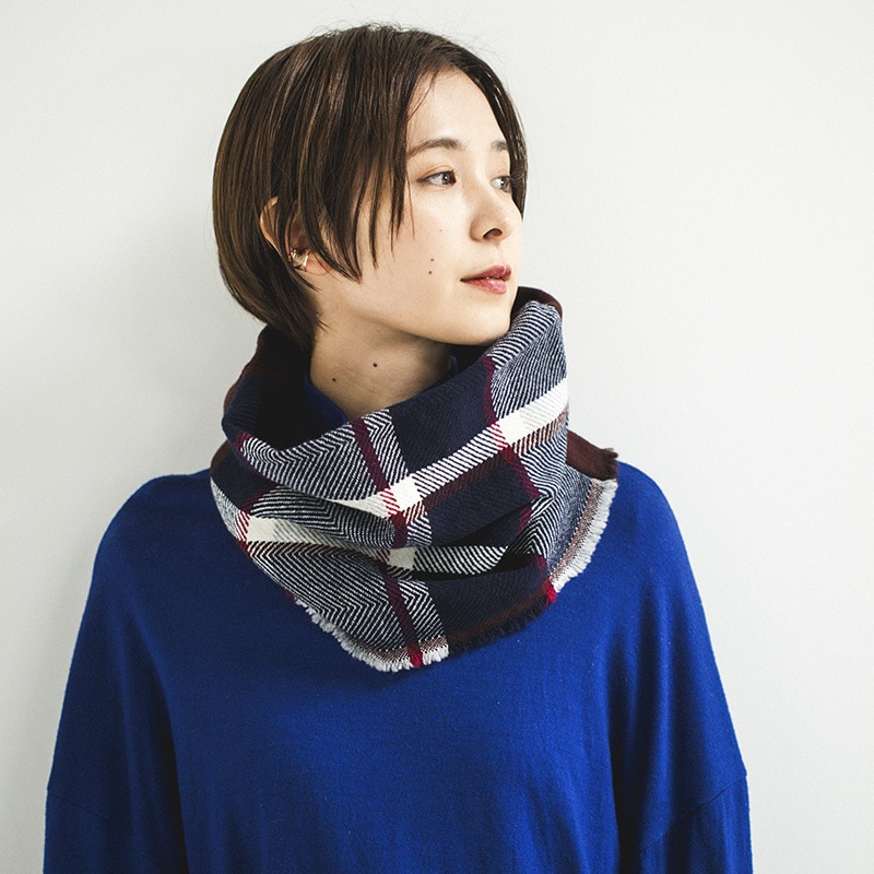 NECKABLE WOOL SNOOD CHECK ウールスヌードの写真