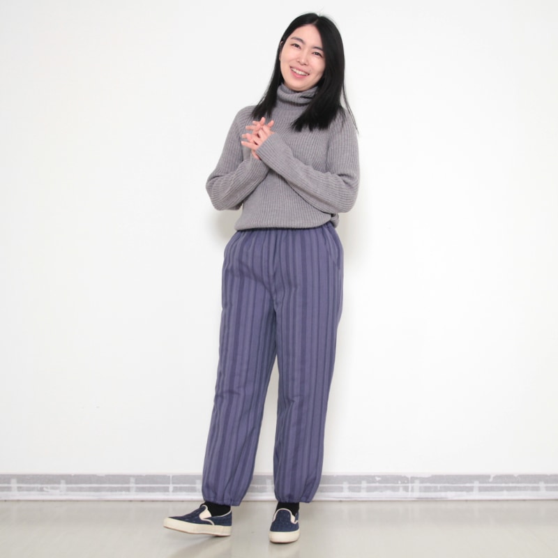 キルトパンツ 写真 女性モデル