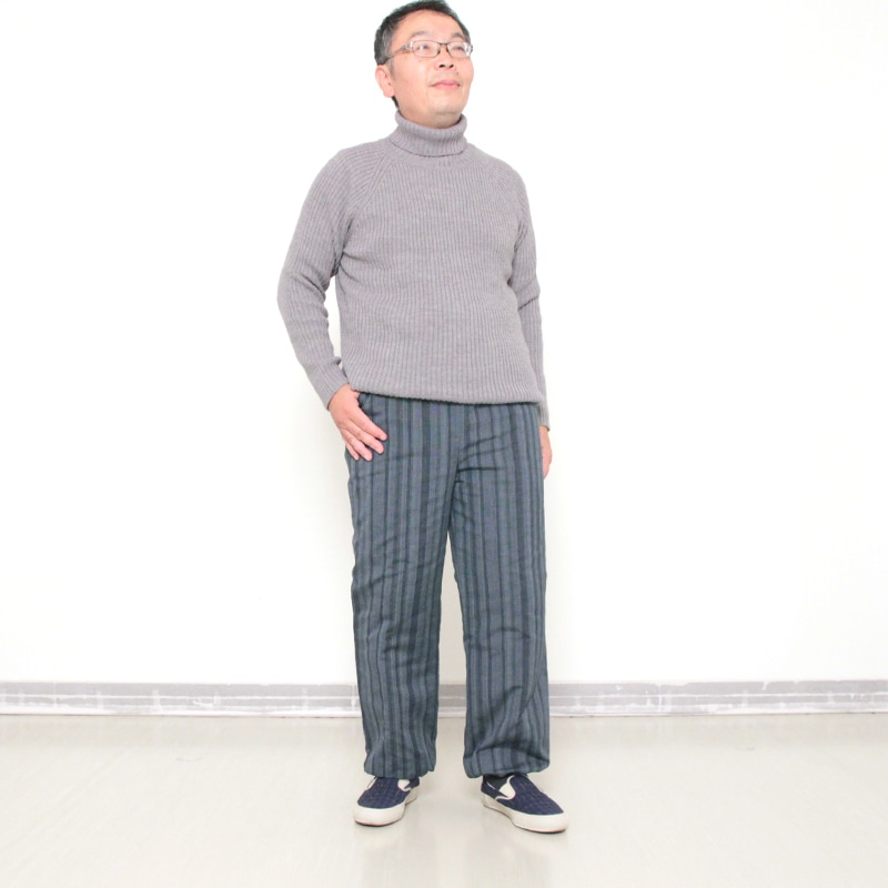 キルトパンツ 写真 男性モデル