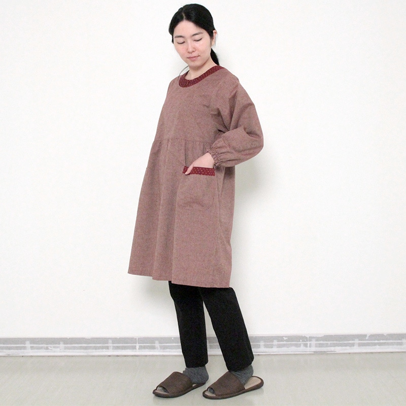 小縞スモックモデル写真