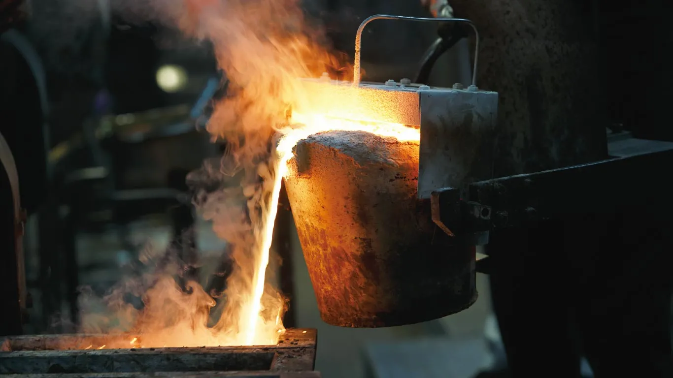 水生活製作所の純銅製ぐいのみ「美山銅器」は開発が難航した