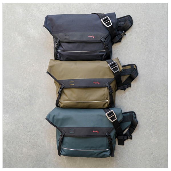 Ÿ���ʡ������ȥ�å����� Henty Urban Messenger (Refurbished)