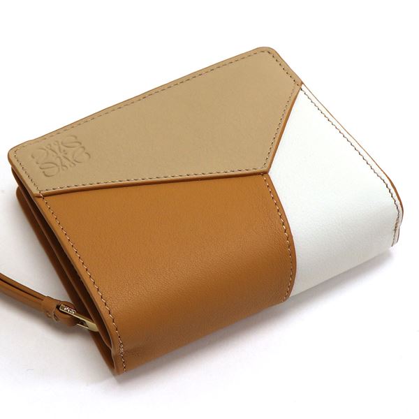 美品 LOEWE ロエベ　二つ折り財布 ロエベ LOEWE LOEWE 二つ折り財布 PUZZLE EDGE SLIM C510W73X02