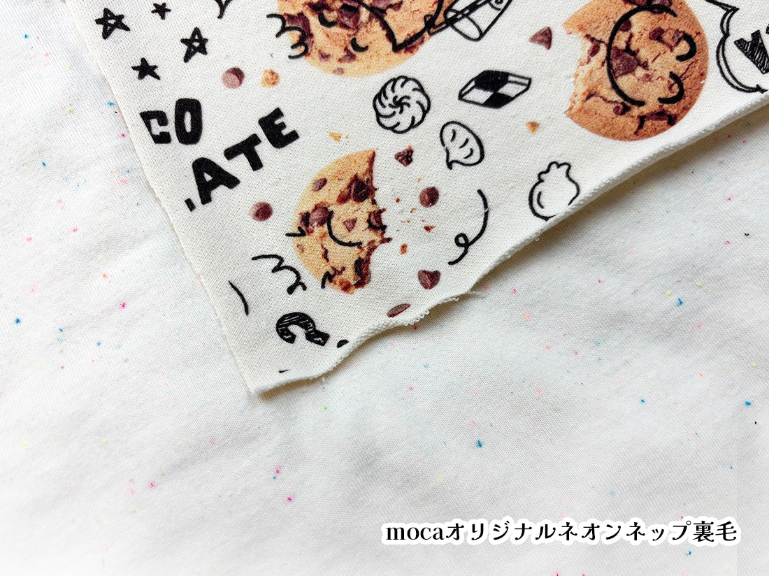 40/20ミニ裏毛ニット チョコチップパレード柄 エクリュ | mocamocha