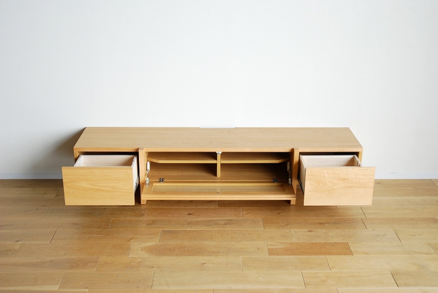 バレーナ TVボード テレビボード テレビ台 ローボード  TV台 ローボード 日本製 国産テレビボード 国産テレビ台 木製 テレビ台 天然木 おしゃれ おしゃれ 北欧 完成品 150 180 200 150cm 180cm 200cm 55インチ  65インチ 75インチ リビング リビング収納