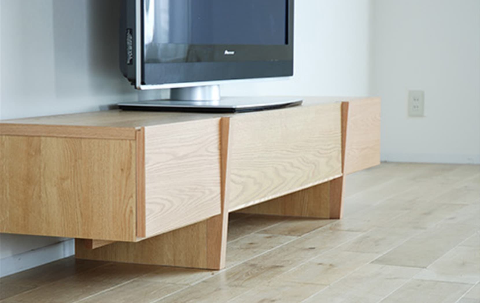 バレーナ TVボード テレビボード テレビ台 ローボード  TV台 ローボード 日本製 国産テレビボード 国産テレビ台 木製 テレビ台 天然木 おしゃれ おしゃれ 北欧 完成品 150 180 200 150cm 180cm 200cm 55インチ  65インチ 75インチ リビング リビング収納