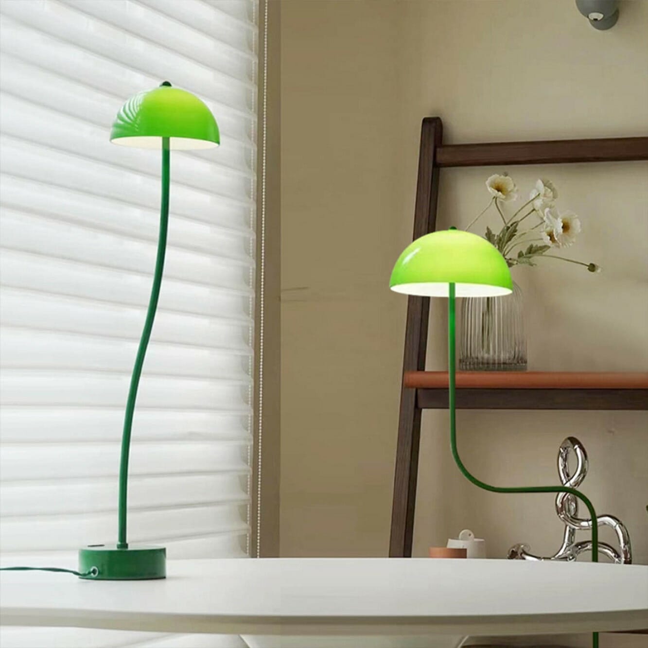 VeroMan ライト テーブルライト グリーン ドーム ランプ みどり 植物の型 ナイトライト 卓上ライト 照明 間接照明 シンプル モダン レトロ  韓国インテリア | 照明 | 韓国インテリアならVEROMAN HOME (ヴェロマン ホーム)
